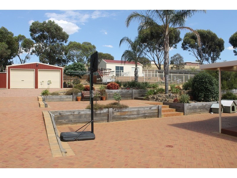 44 Horder Crescent, Bacchus Marsh VIC 3340