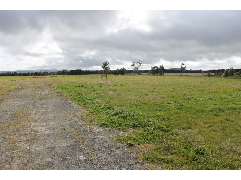 Lot 1 & 2 Old Melbourne Road, Ballan VIC 3342