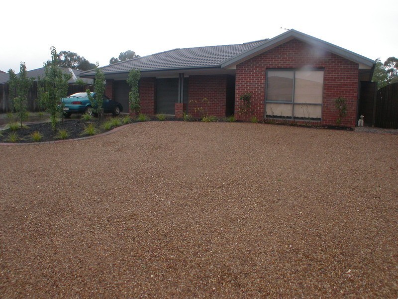 21 Cairns Drive, Bacchus Marsh VIC 3340