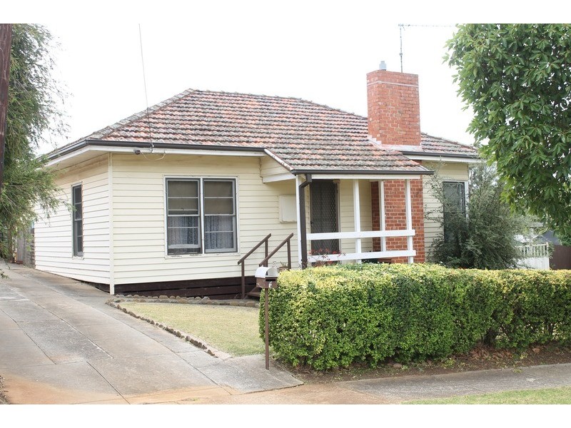1 Queens  Crescent, Bacchus Marsh VIC 3340
