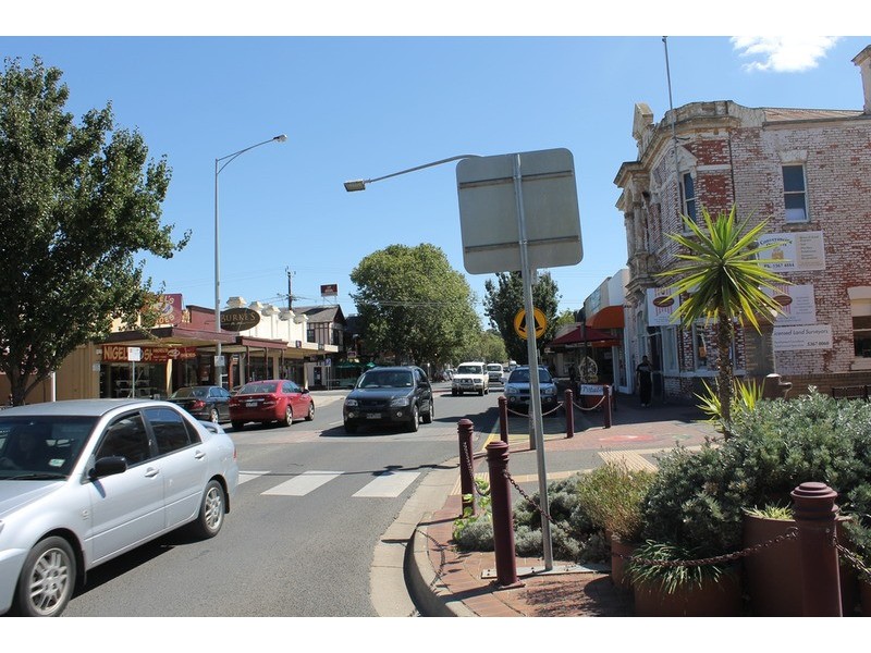 156 Main Street, Bacchus Marsh VIC 3340
