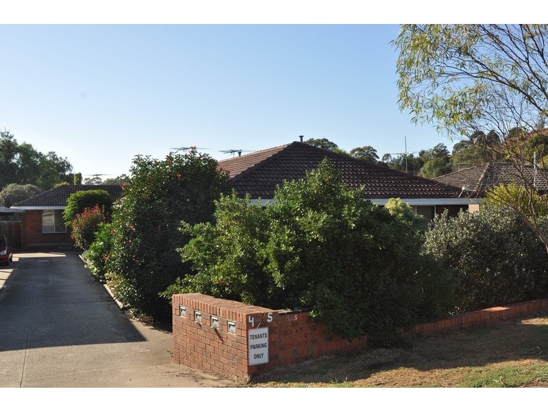 4/5 South Maddingley Road, Bacchus Marsh VIC 3340