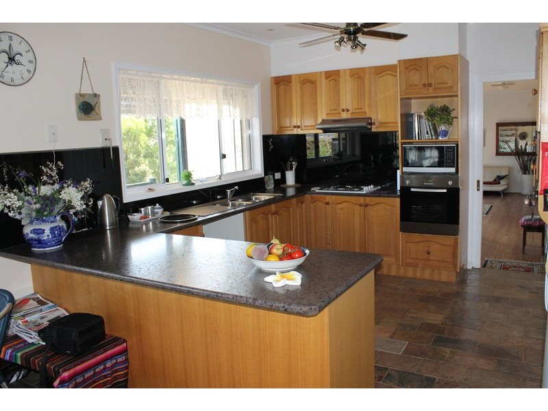 111 Underbank Boulevard, Bacchus Marsh VIC 3340