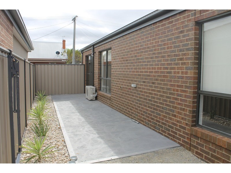 1b Manor Street, Bacchus Marsh VIC 3340