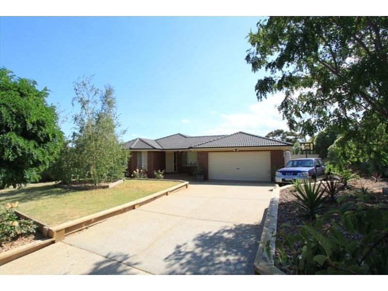 3 Hamilton Court, Bacchus Marsh VIC 3340