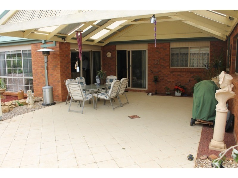 45 Horder Crescent, Darley VIC 3340