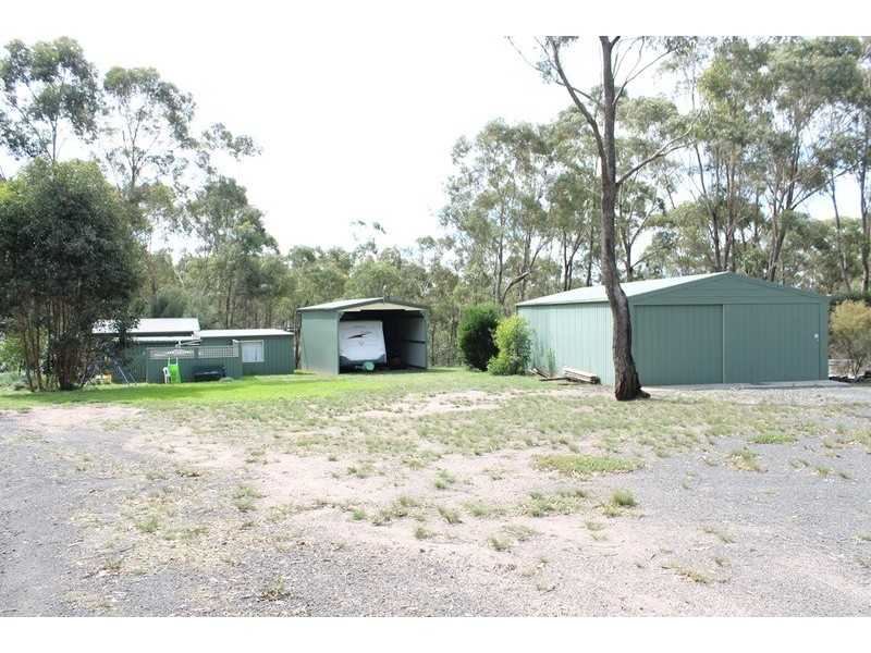 9 Redbox Court, Long Forest VIC 3340
