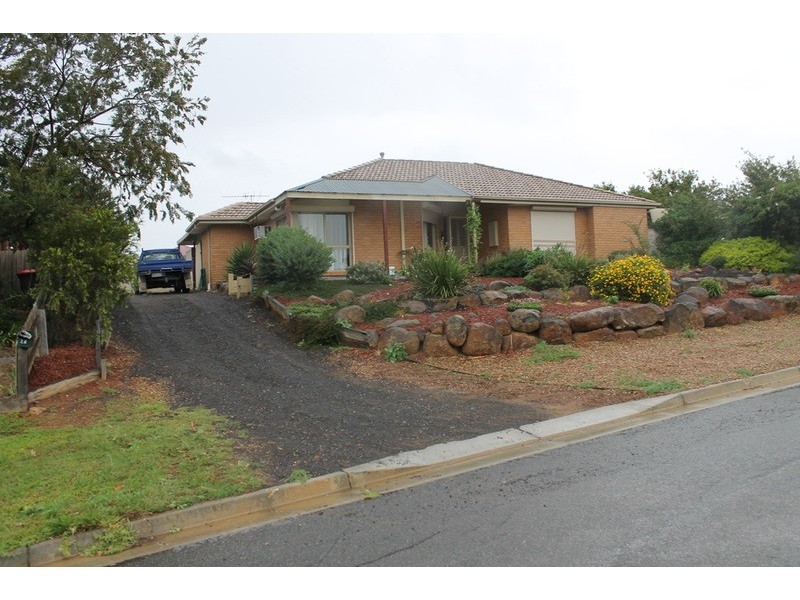 28 Dunn Court, Bacchus Marsh VIC 3340