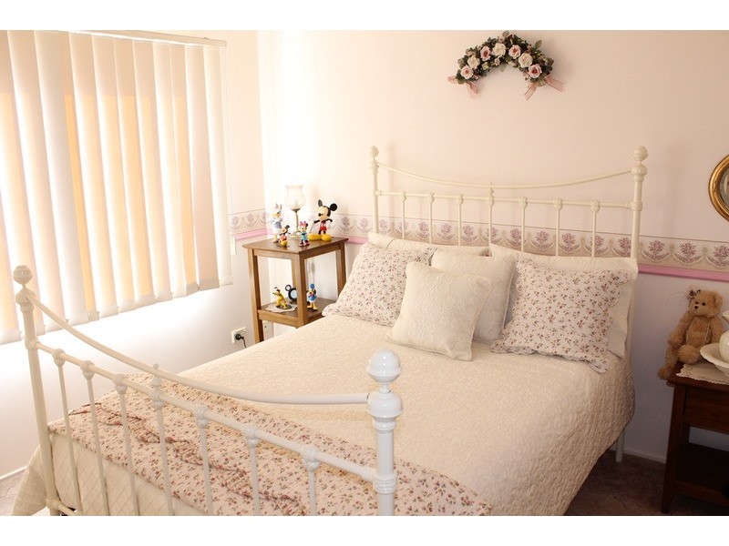 42 Horder Crescent, Bacchus Marsh VIC 3340