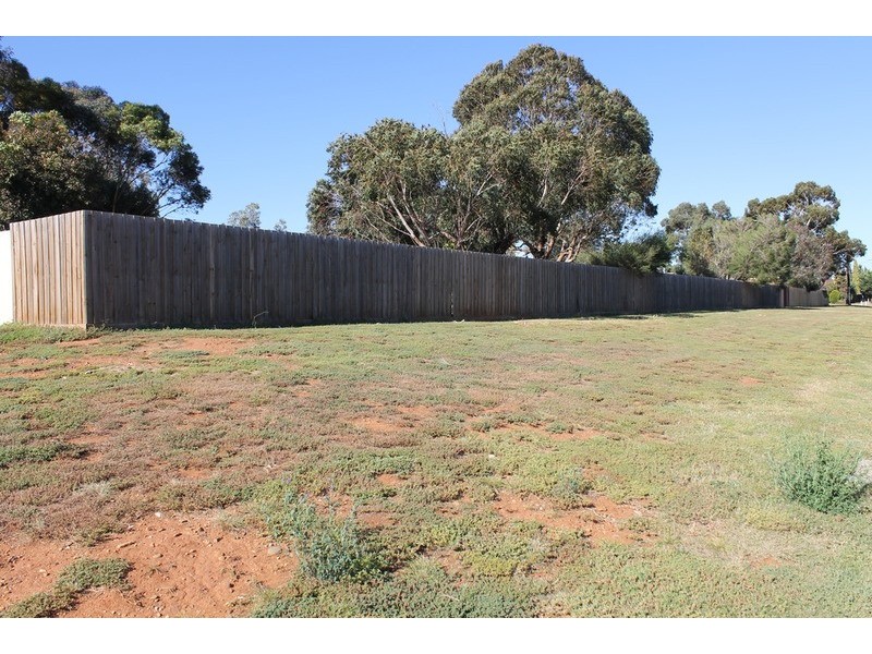 38 Victoria Street, Bacchus Marsh VIC 3340