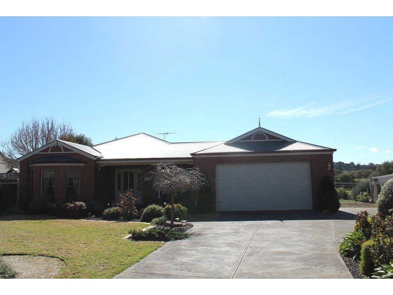 3 Grantleigh Drive, Bacchus Marsh VIC 3340