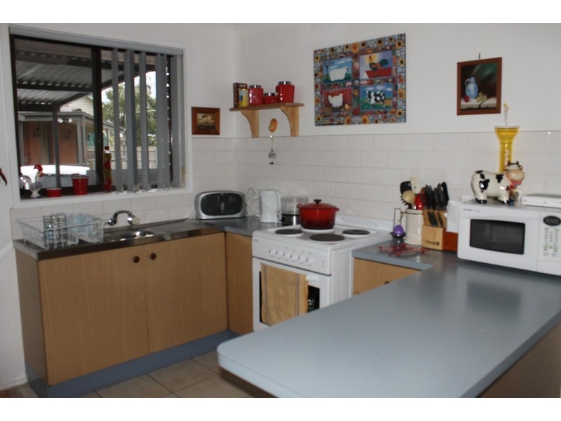 2/13 Inglis  Street, Bacchus Marsh VIC 3340