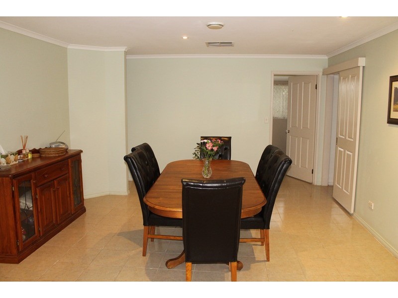 2 Vance Close, Bacchus Marsh VIC 3340