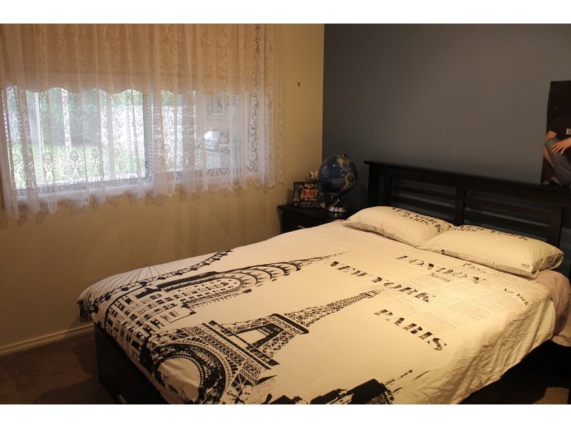 2 Vance Close, Bacchus Marsh VIC 3340