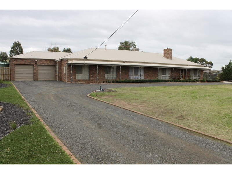 36 Nathan Drive, Bacchus Marsh VIC 3340