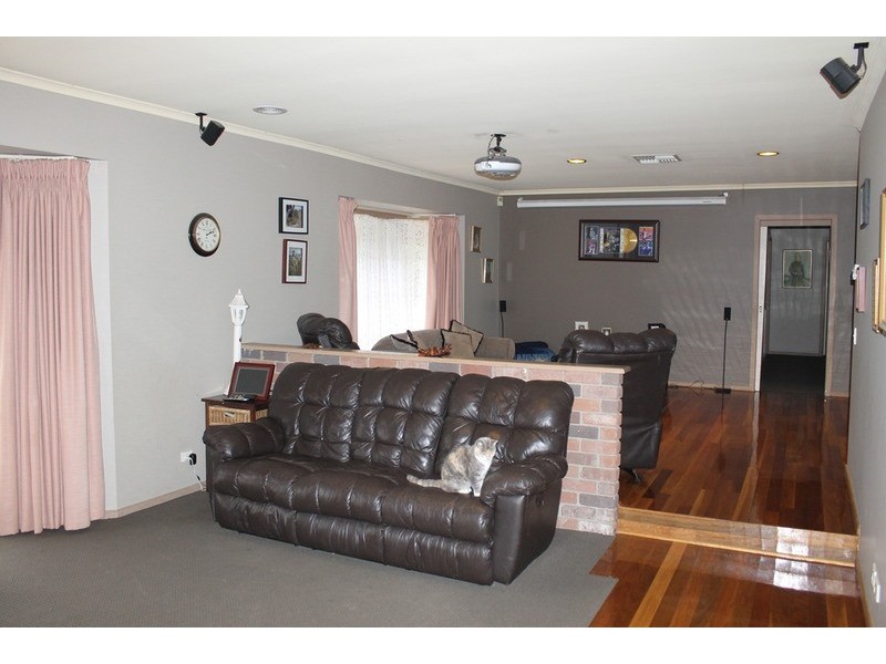 36 Nathan Drive, Bacchus Marsh VIC 3340