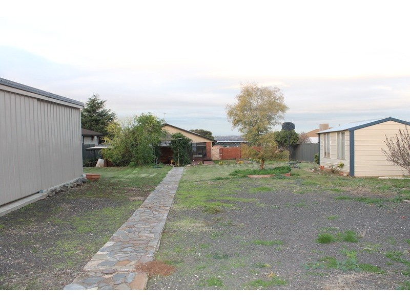 21 Moore Street, Bacchus Marsh VIC 3340