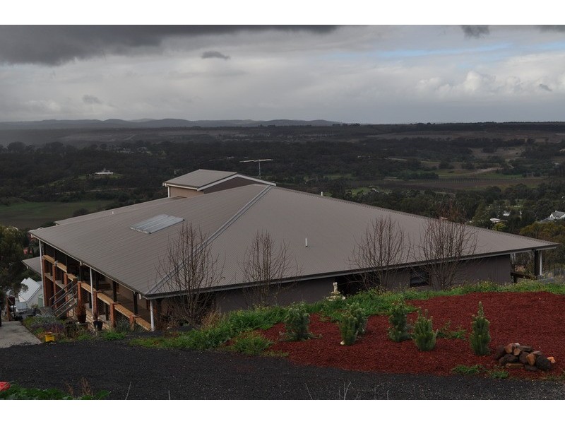 16 Banadell  Avenue, Bacchus Marsh VIC 3340