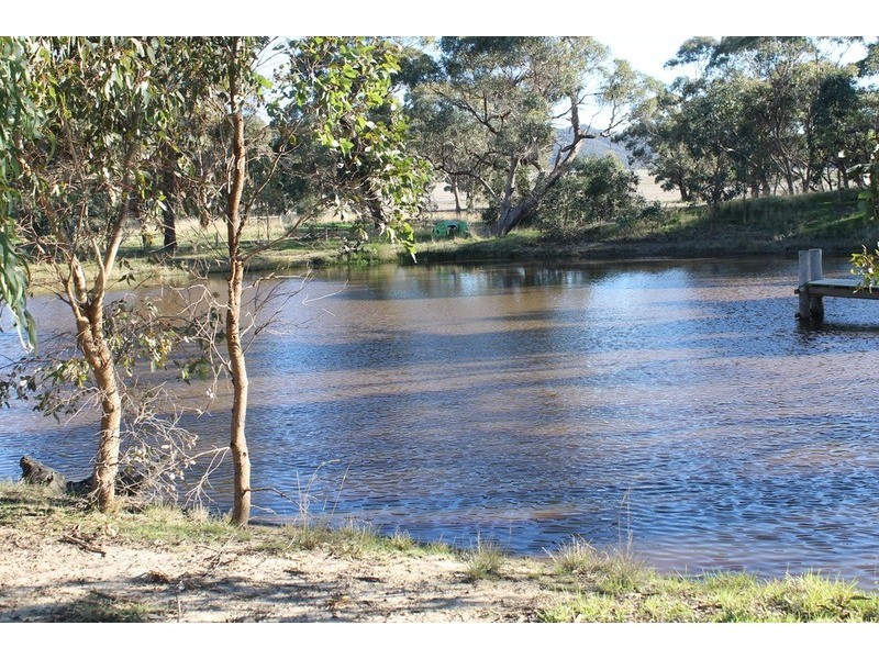 72 Quakes Road, Balliang VIC 3340