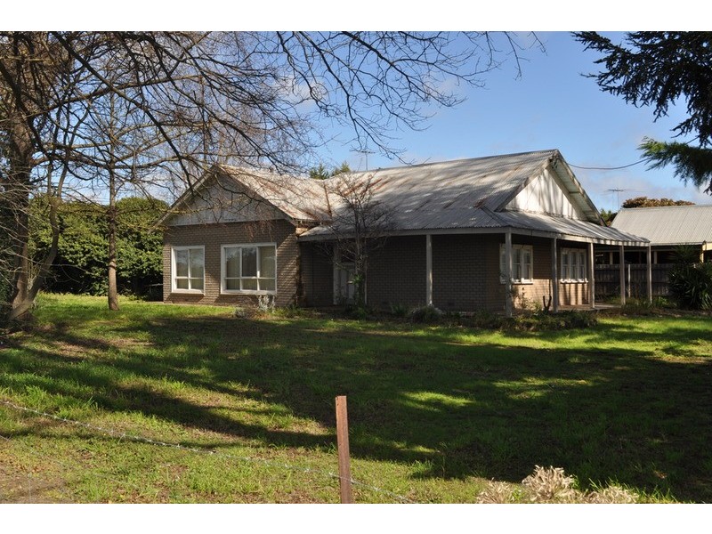 305 Main  Street, Bacchus Marsh VIC 3340