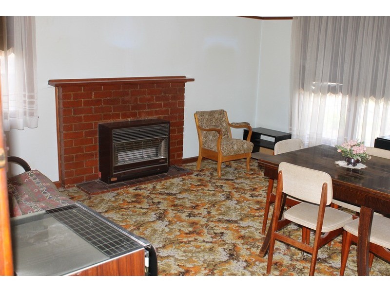 40 Young Street, Bacchus Marsh VIC 3340