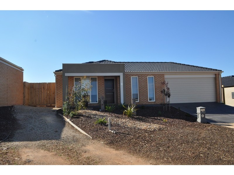 11 Dogherty Court, Maddingley VIC 3340