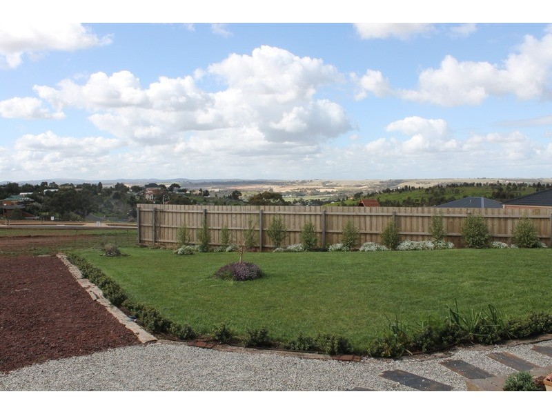 14 Light Close, Bacchus Marsh VIC 3340
