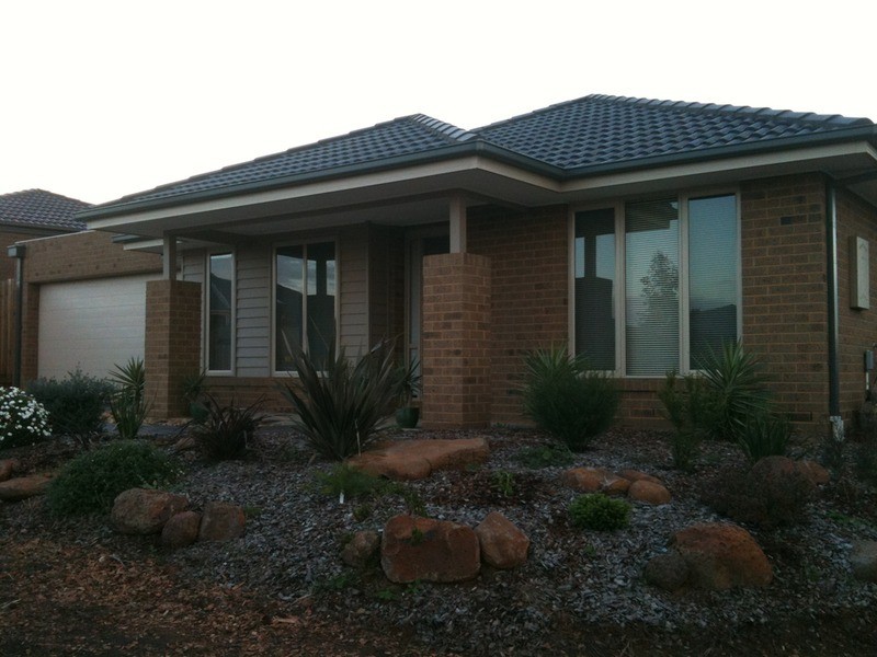 10 Baker  Street, Bacchus Marsh VIC 3340