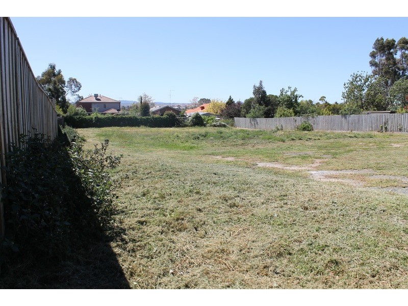 12 Lorna Street, Bacchus Marsh VIC 3340