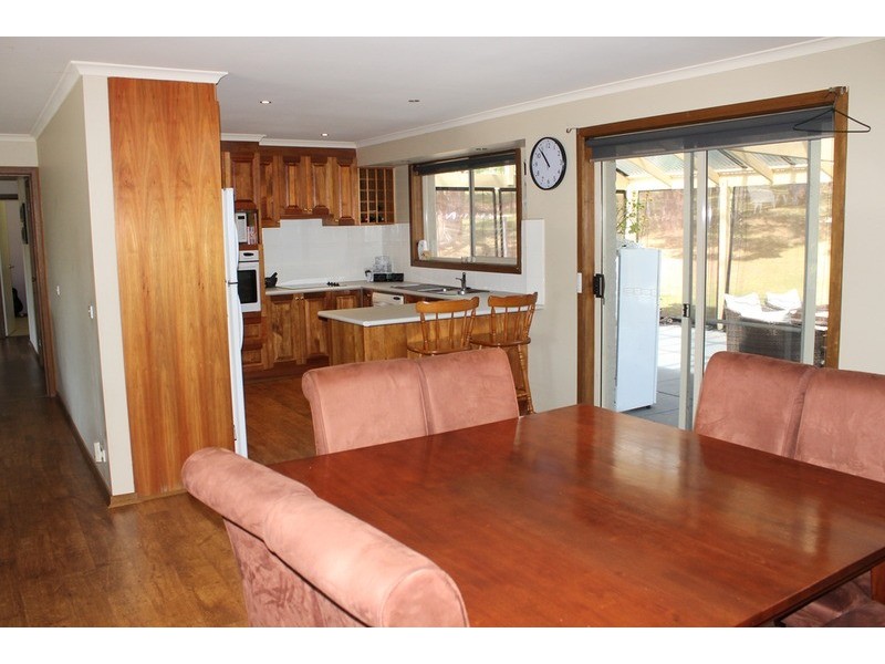 352 Werribee Vale Road, Bacchus Marsh VIC 3340