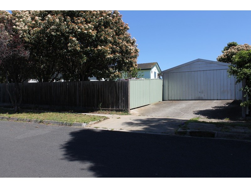 14 Anderson Street, Bacchus Marsh VIC 3340