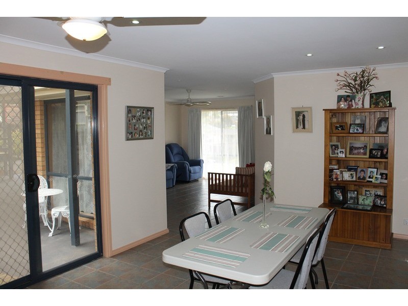 8 Dunn Court, Bacchus Marsh VIC 3340