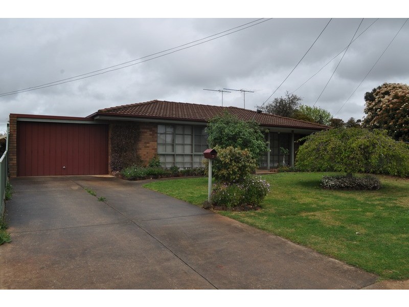 7 Witney Court, Bacchus Marsh VIC 3340
