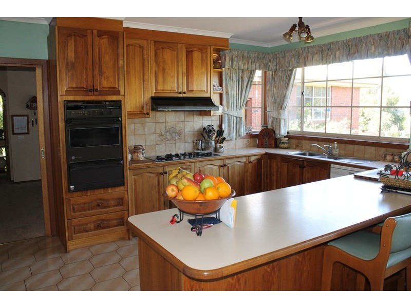 91 Grey Street, Bacchus Marsh VIC 3340