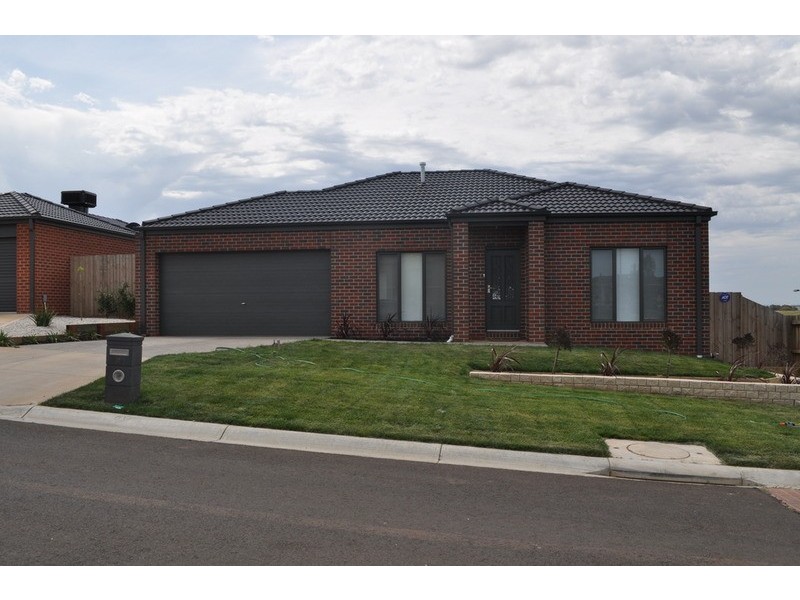 17 Dogherty  Court, Maddingley VIC 3340