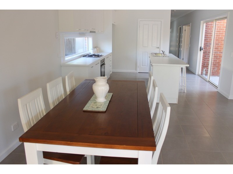 1/6 Turner Street, Bacchus Marsh VIC 3340