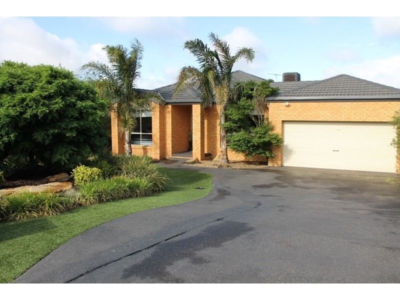 5 Hamilton Court, Bacchus Marsh VIC 3340