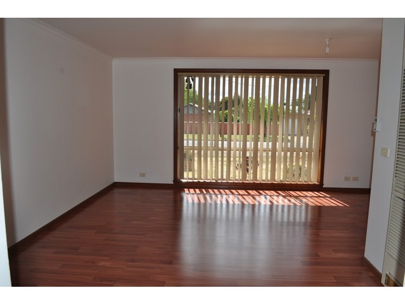 3/28 Labilliere  Street, Bacchus Marsh VIC 3340