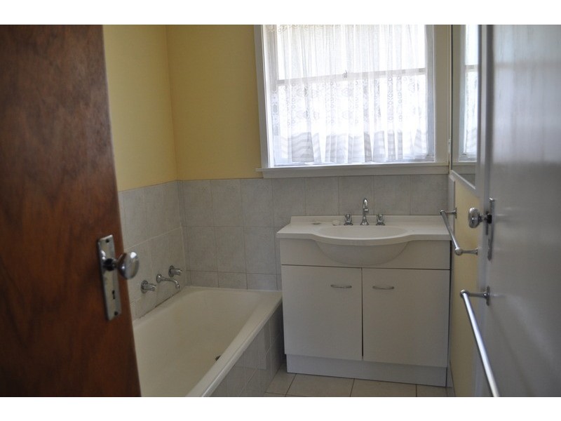 10 Shea  Street, Bacchus Marsh VIC 3340