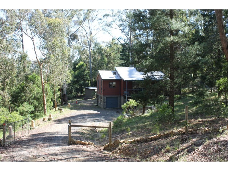 12 McLennan Street, Blackwood VIC 3458