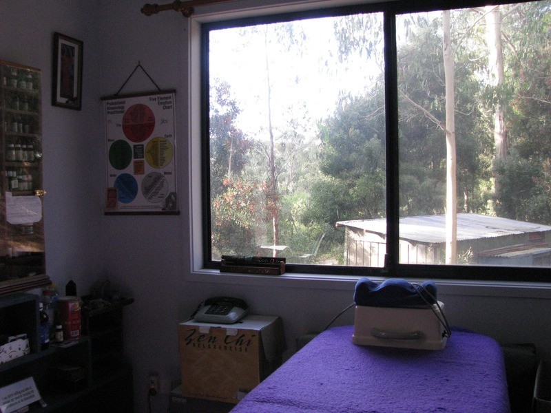 12 McLennan Street, Blackwood VIC 3458