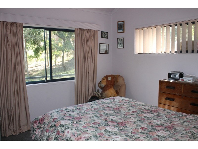 12 McLennan Street, Blackwood VIC 3458