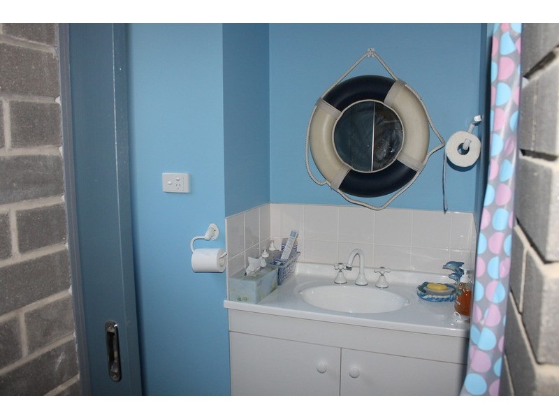 12 McLennan Street, Blackwood VIC 3458