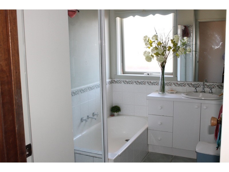 7 Wedge Court, Darley VIC 3340