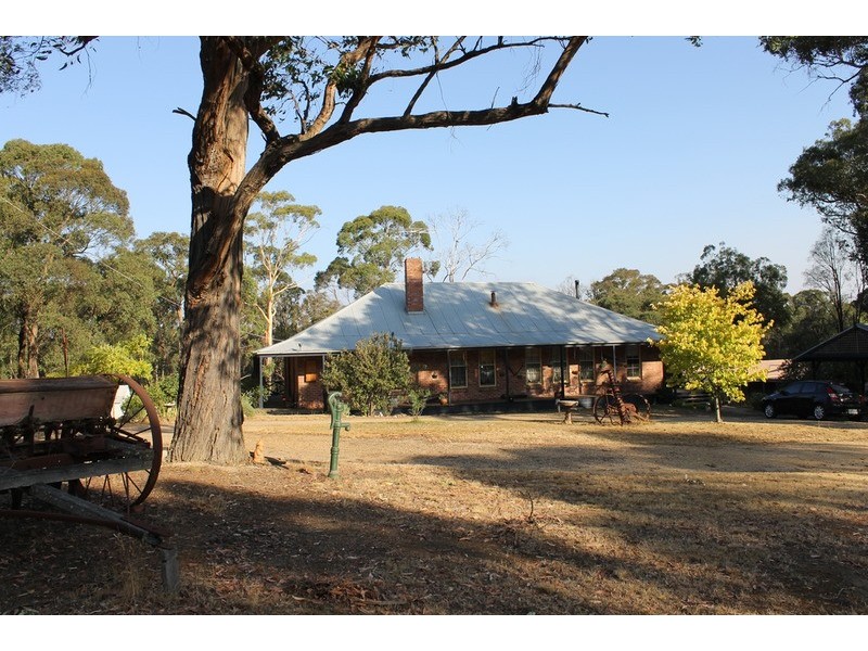 102 Lacote Road, Greendale VIC 3341