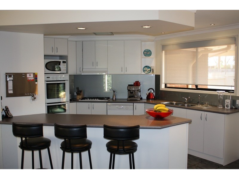 56 Halletts Way, Bacchus Marsh VIC 3340