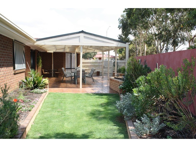 56 Halletts Way, Bacchus Marsh VIC 3340