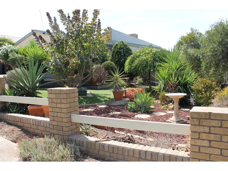 4 Muir Street, Bacchus Marsh VIC 3340