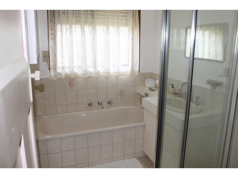 4 Muir Street, Bacchus Marsh VIC 3340