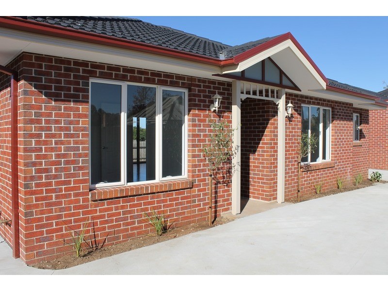 2/10A Peelmans Lane, Bacchus Marsh VIC 3340